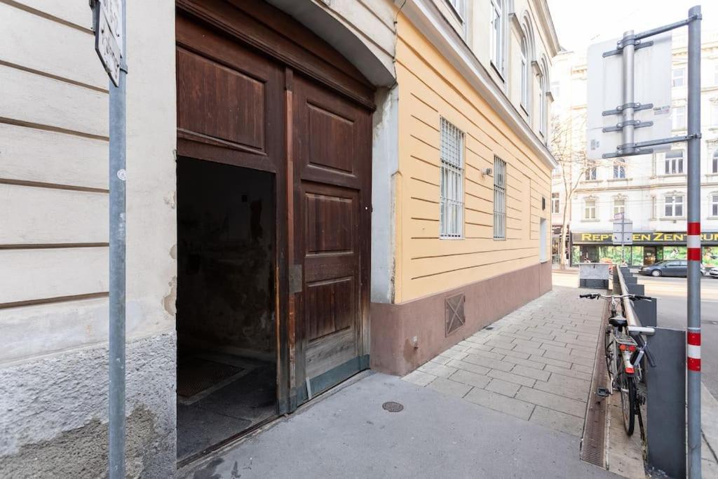 Appartamento Charming & Authentic Vienna Flat - Central Located Esterno foto